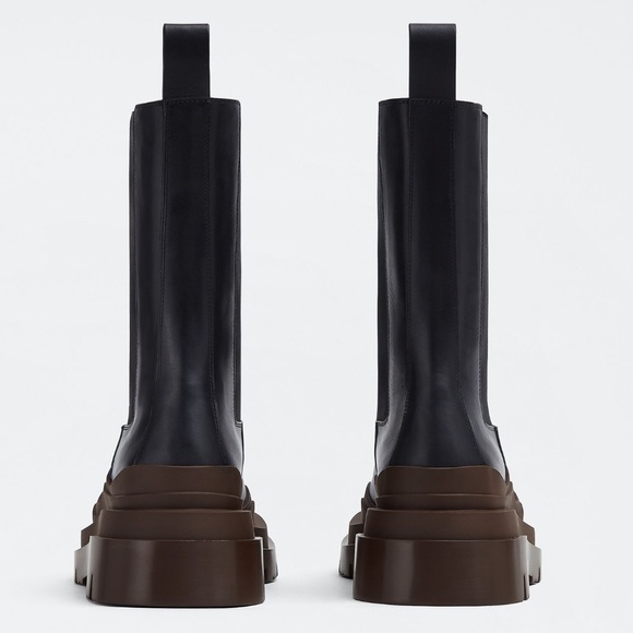 bottega veneta lug sole boot - black - Picture 3 of 4